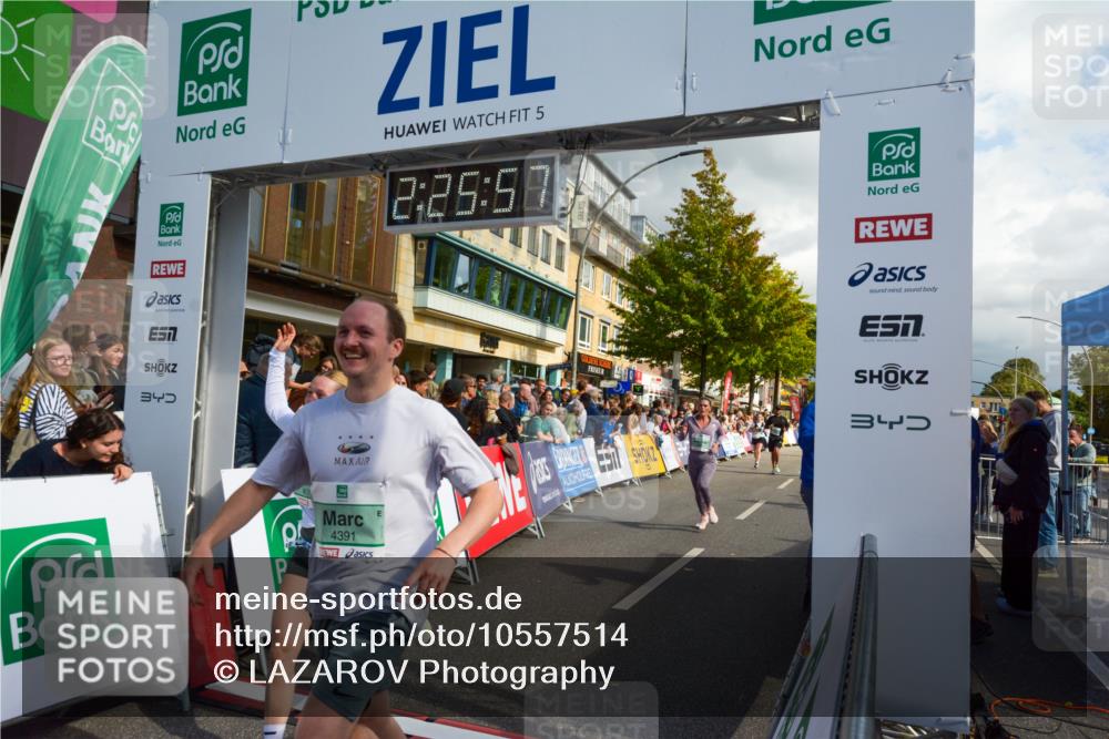 20.09.2026 - PSD Bank Halbmarathon LAZAROV Photography http://msf.ph/oto/10557514 20.09.2026 12:25:56 Ziel 1259, 2824, 3900, 4390, 4391, 4392, 4588 meine-sportfotos.de