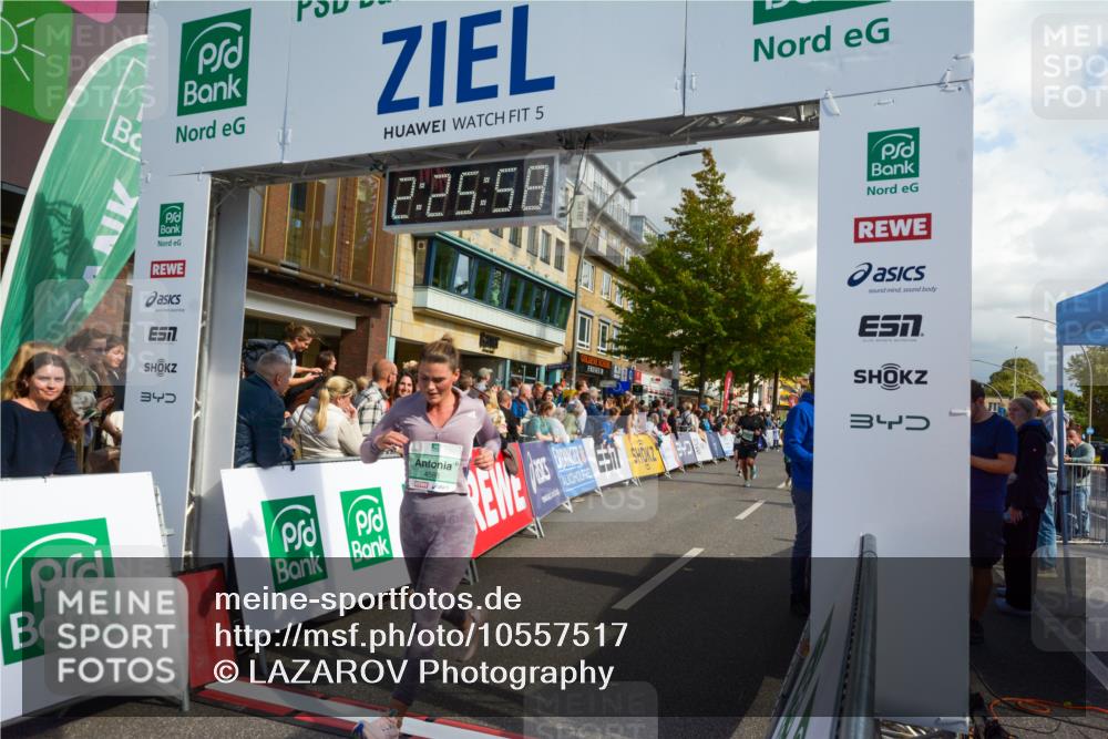 20.09.2026 - PSD Bank Halbmarathon LAZAROV Photography http://msf.ph/oto/10557517 20.09.2026 12:25:58 Ziel 1259, 1914, 2824, 3900, 4390, 4391, 4392, 4588, 4736 meine-sportfotos.de