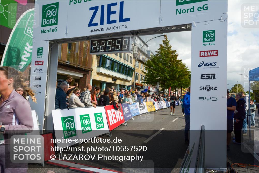 20.09.2026 - PSD Bank Halbmarathon LAZAROV Photography http://msf.ph/oto/10557520 20.09.2026 12:25:58 Ziel 1259, 1914, 2824, 3900, 4390, 4391, 4392, 4588, 4736 meine-sportfotos.de