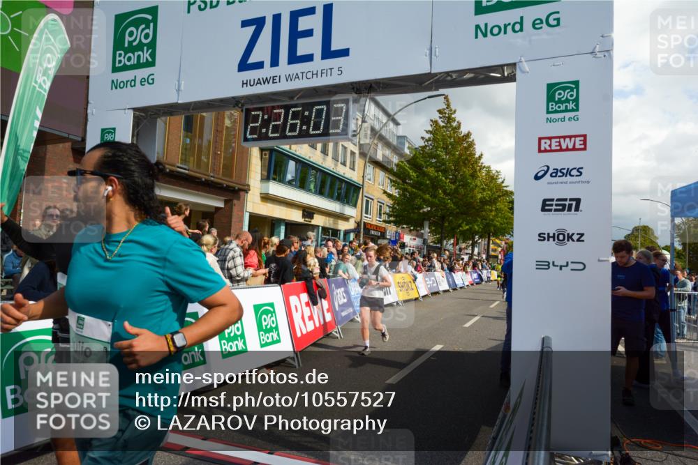 20.09.2026 - PSD Bank Halbmarathon LAZAROV Photography http://msf.ph/oto/10557527 20.09.2026 12:26:03 Ziel 1259, 1754, 1914, 2477, 2824, 3900, 4588, 4736 meine-sportfotos.de