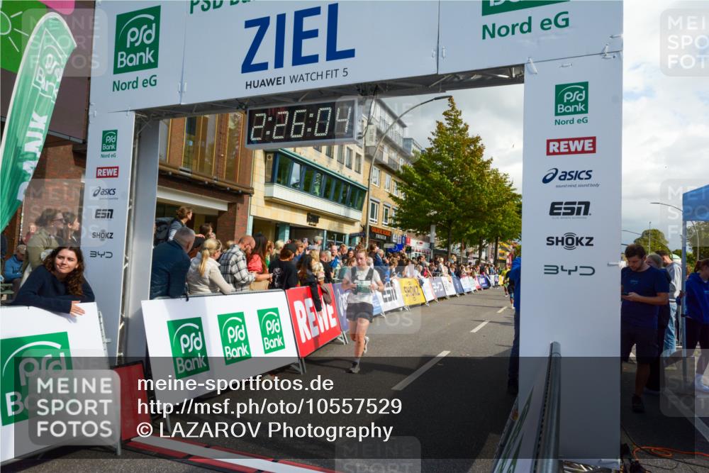 20.09.2026 - PSD Bank Halbmarathon LAZAROV Photography http://msf.ph/oto/10557529 20.09.2026 12:26:03 Ziel 1259, 1754, 1914, 2477, 2824, 3900, 4588, 4736 meine-sportfotos.de