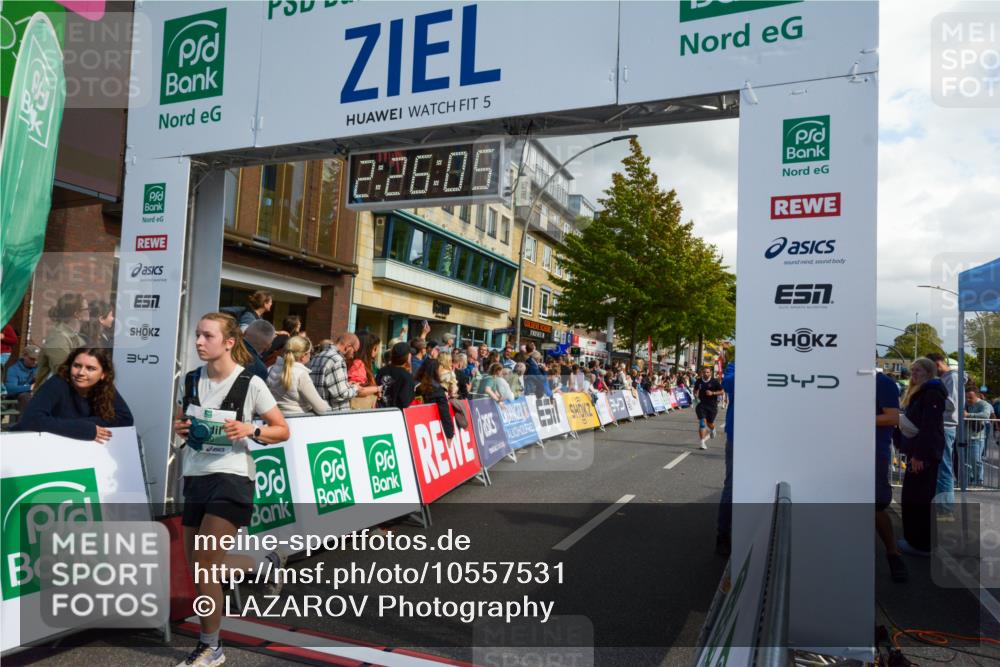20.09.2026 - PSD Bank Halbmarathon LAZAROV Photography http://msf.ph/oto/10557531 20.09.2026 12:26:05 Ziel 1259, 1754, 1807, 1914, 2477, 2824, 3900, 4736 meine-sportfotos.de