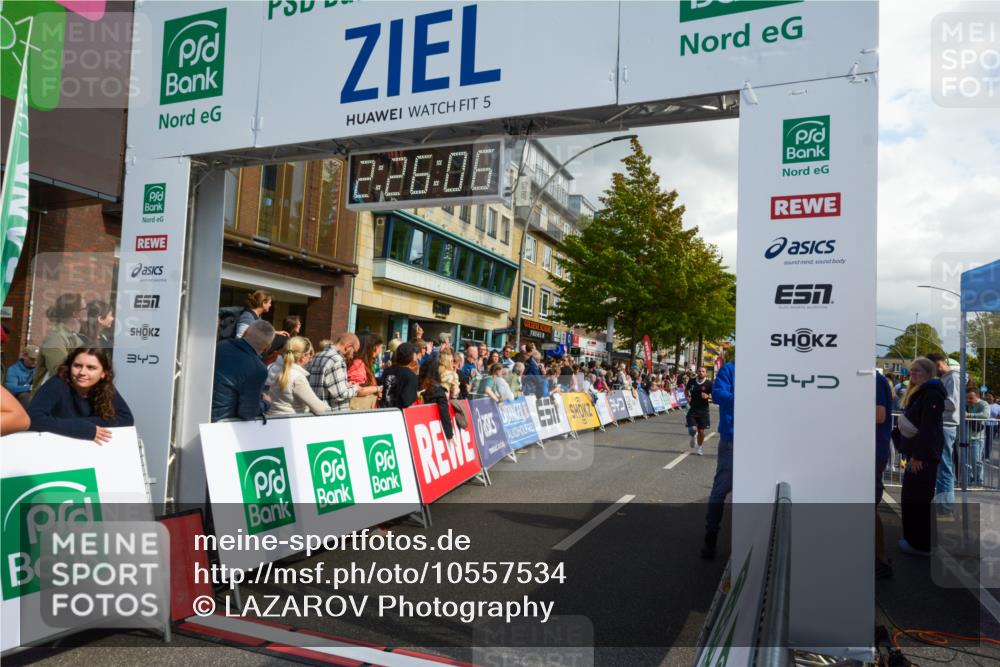 20.09.2026 - PSD Bank Halbmarathon LAZAROV Photography http://msf.ph/oto/10557534 20.09.2026 12:26:05 Ziel 1259, 1754, 1807, 1914, 2477, 2824, 3900, 4736 meine-sportfotos.de