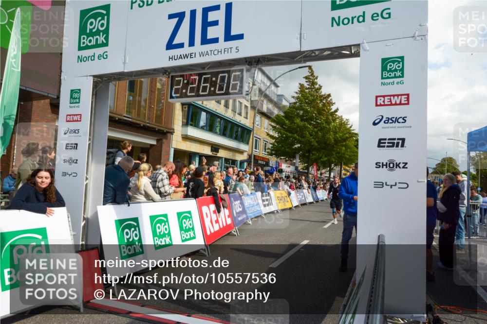 20.09.2026 - PSD Bank Halbmarathon LAZAROV Photography http://msf.ph/oto/10557536 20.09.2026 12:26:06 Ziel 1259, 1477, 1754, 1807, 1914, 2477, 2824, 3900, 4736 meine-sportfotos.de