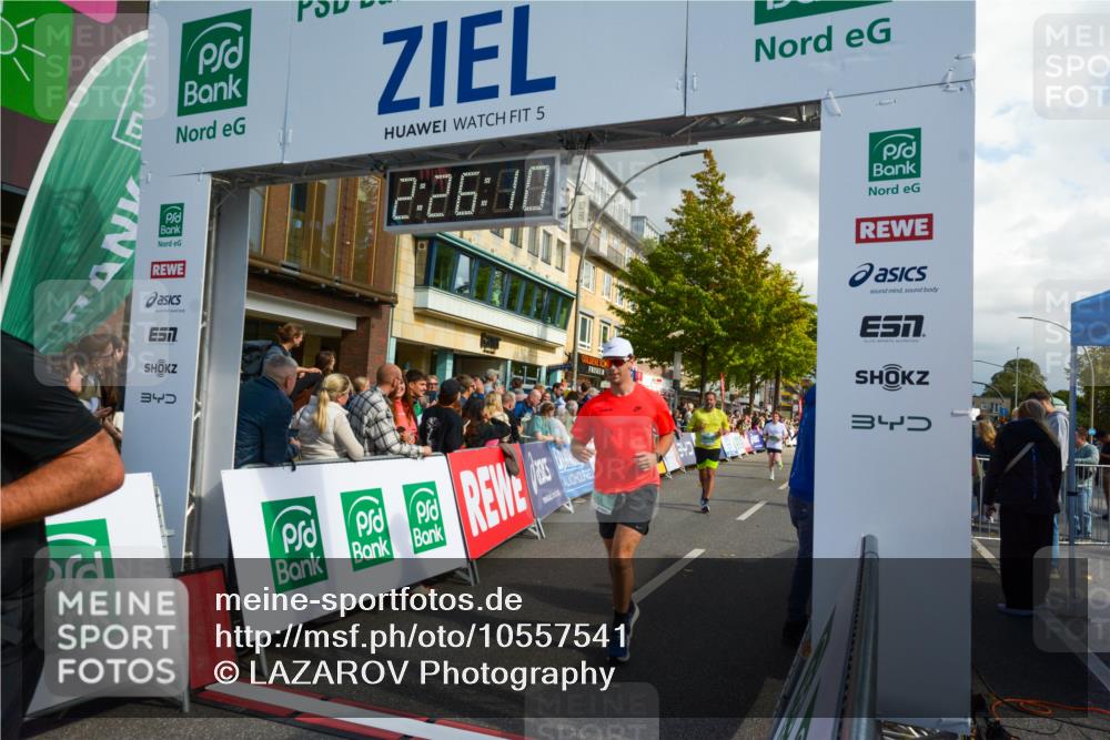 20.09.2026 - PSD Bank Halbmarathon LAZAROV Photography http://msf.ph/oto/10557541 20.09.2026 12:26:09 Ziel 1259, 1477, 1754, 1807, 1914, 2477, 2824, 3693, 3694, 4192, 4736 meine-sportfotos.de