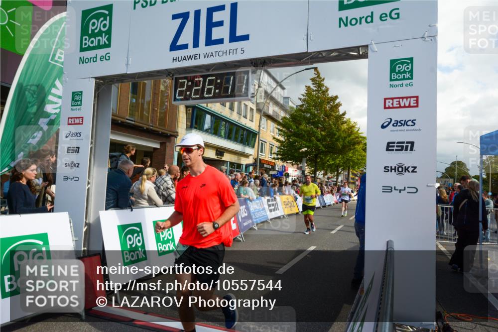 20.09.2026 - PSD Bank Halbmarathon LAZAROV Photography http://msf.ph/oto/10557544 20.09.2026 12:26:10 Ziel 1202, 1259, 1477, 1754, 1807, 1914, 2477, 3693, 3694, 4192, 4736 meine-sportfotos.de