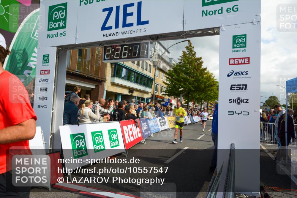 20.09.2026 - PSD Bank Halbmarathon LAZAROV Photography http://msf.ph/oto/10557547 20.09.2026 12:26:11 Ziel 1202, 1259, 1477, 1754, 1807, 1914, 2477, 3693, 3694, 4192, 4736 meine-sportfotos.de