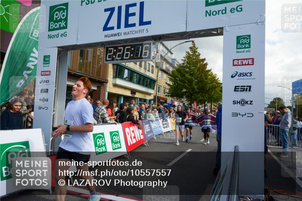 20.09.2026 - PSD Bank Halbmarathon LAZAROV Photography http://msf.ph/oto/10557557 20.09.2026 12:26:16 Ziel 1202, 1477, 1754, 1807, 1914, 2477, 3693, 3694, 4192, 4216 meine-sportfotos.de