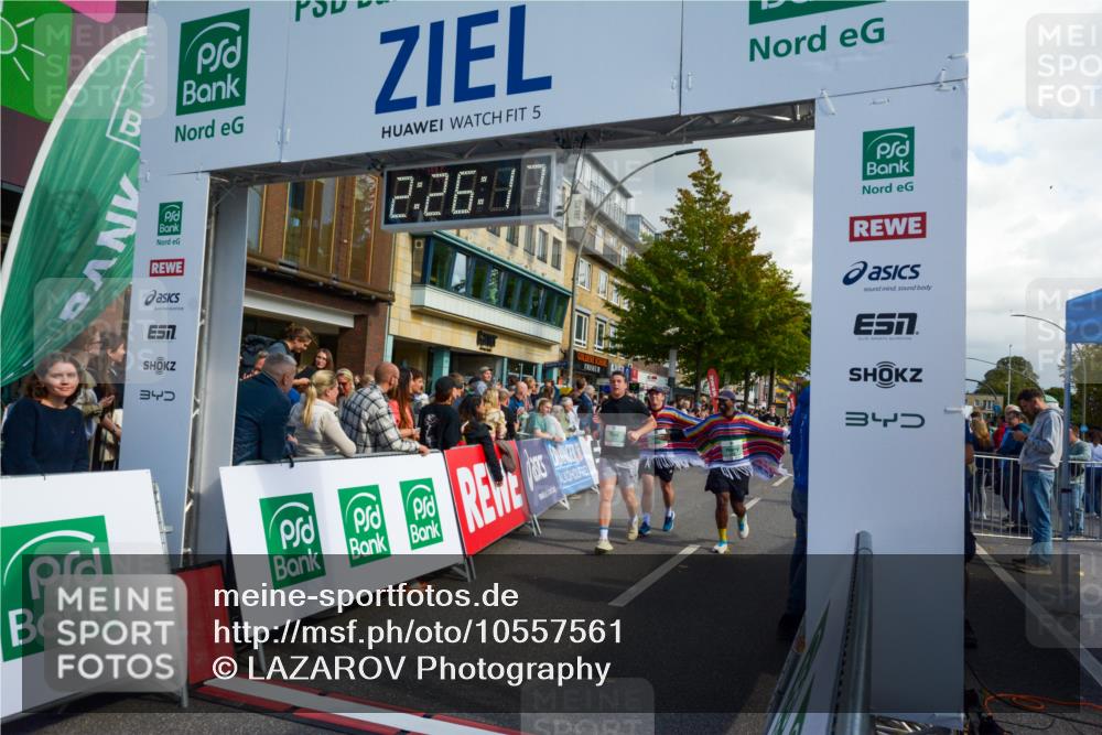 20.09.2026 - PSD Bank Halbmarathon LAZAROV Photography http://msf.ph/oto/10557561 20.09.2026 12:26:16 Ziel 1202, 1477, 1754, 1807, 1914, 2477, 3693, 3694, 4192, 4216 meine-sportfotos.de