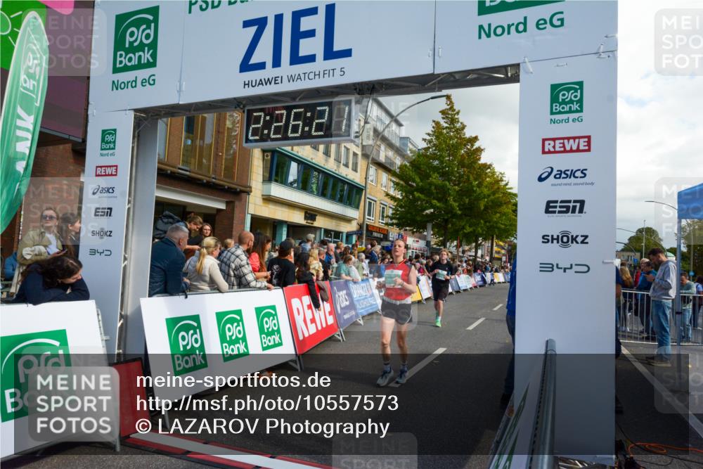 20.09.2026 - PSD Bank Halbmarathon LAZAROV Photography http://msf.ph/oto/10557573 20.09.2026 12:26:21 Ziel 1202, 1477, 1807, 3693, 3694, 4192, 4216, 4584 meine-sportfotos.de