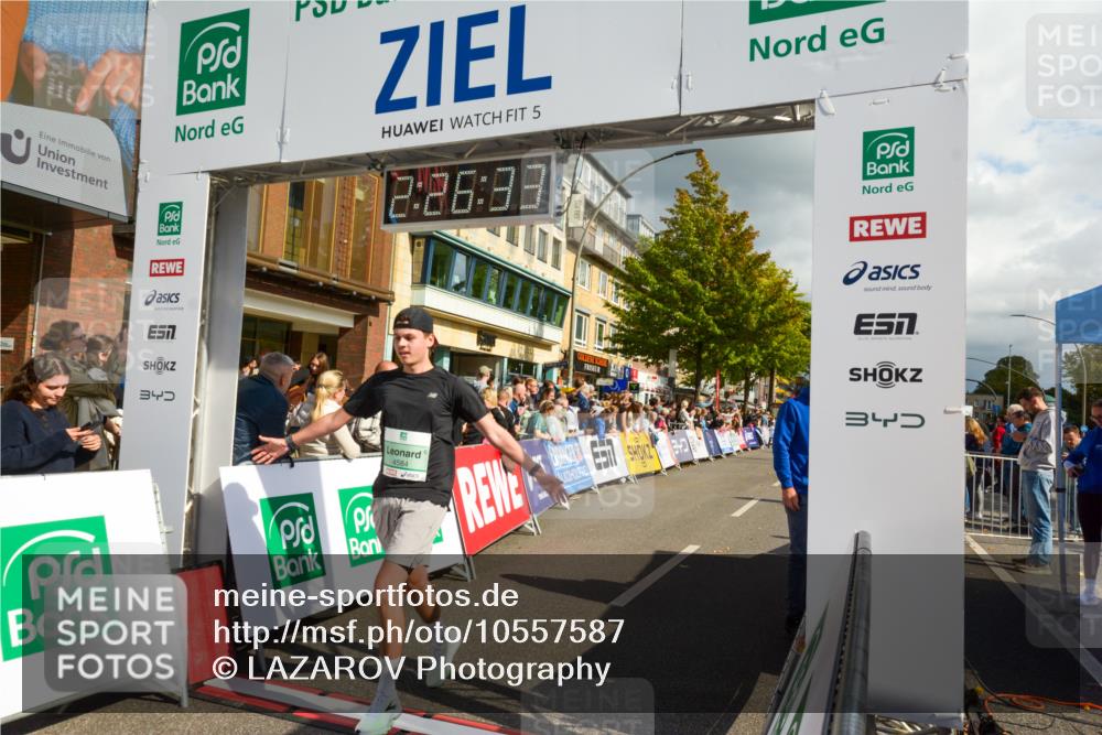 20.09.2026 - PSD Bank Halbmarathon LAZAROV Photography http://msf.ph/oto/10557587 20.09.2026 12:26:32 Ziel 1844, 2871, 3821, 4427, 4584 meine-sportfotos.de