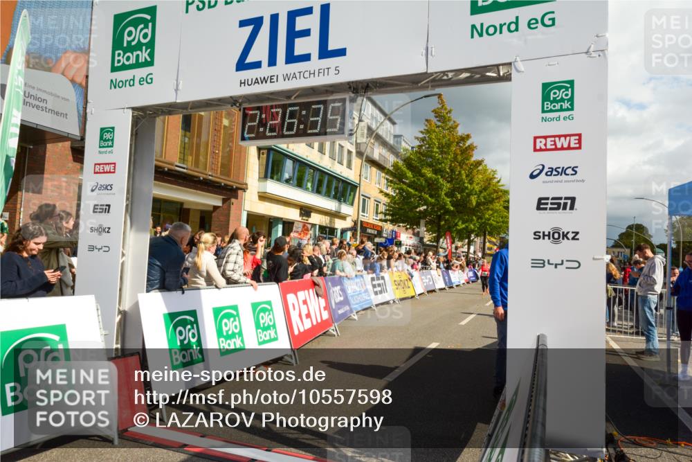 20.09.2026 - PSD Bank Halbmarathon LAZAROV Photography http://msf.ph/oto/10557598 20.09.2026 12:26:34 Ziel 1113, 1231, 1844, 2871, 3821, 4427, 4584 meine-sportfotos.de