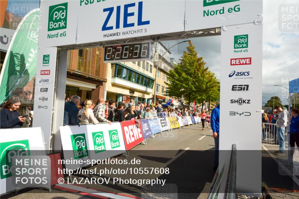 20.09.2026 - PSD Bank Halbmarathon LAZAROV Photography http://msf.ph/oto/10557608 20.09.2026 12:26:36 Ziel 1113, 1231, 1345, 1471, 1844, 2858, 2871, 3821, 4427, 4584 meine-sportfotos.de