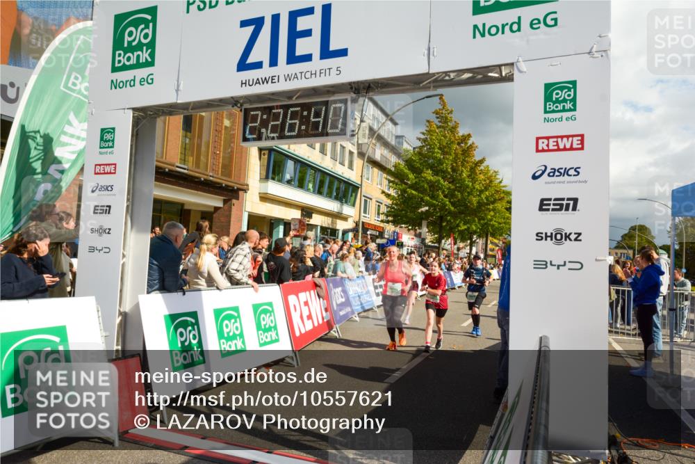 20.09.2026 - PSD Bank Halbmarathon LAZAROV Photography http://msf.ph/oto/10557621 20.09.2026 12:26:39 Ziel 1113, 1231, 1345, 1471, 1844, 2039, 2858, 2871, 3821, 4427, 4584 meine-sportfotos.de
