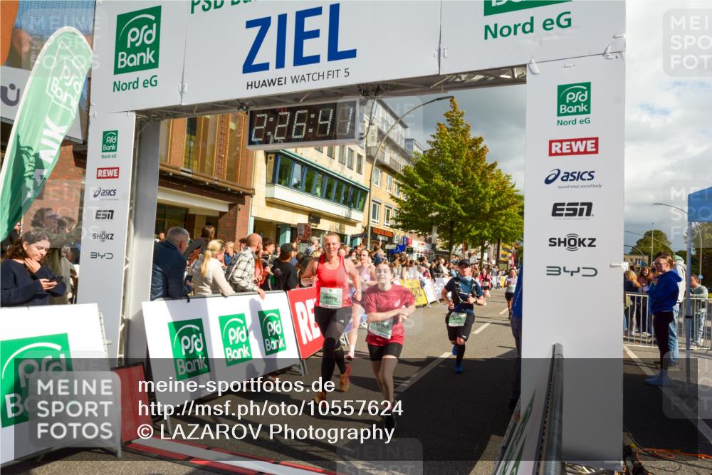 20.09.2026 - PSD Bank Halbmarathon LAZAROV Photography http://msf.ph/oto/10557624 20.09.2026 12:26:40 Ziel 1113, 1231, 1345, 1471, 1844, 2039, 2858, 2871, 3821, 4427 meine-sportfotos.de