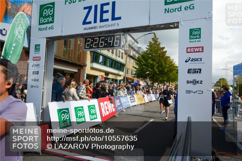 20.09.2026 - PSD Bank Halbmarathon LAZAROV Photography http://msf.ph/oto/10557635 20.09.2026 12:26:46 Ziel 1113, 1231, 1345, 1471, 1738, 1844, 2021, 2039, 2295, 2538, 2858, 2871, 3821, 4427 meine-sportfotos.de