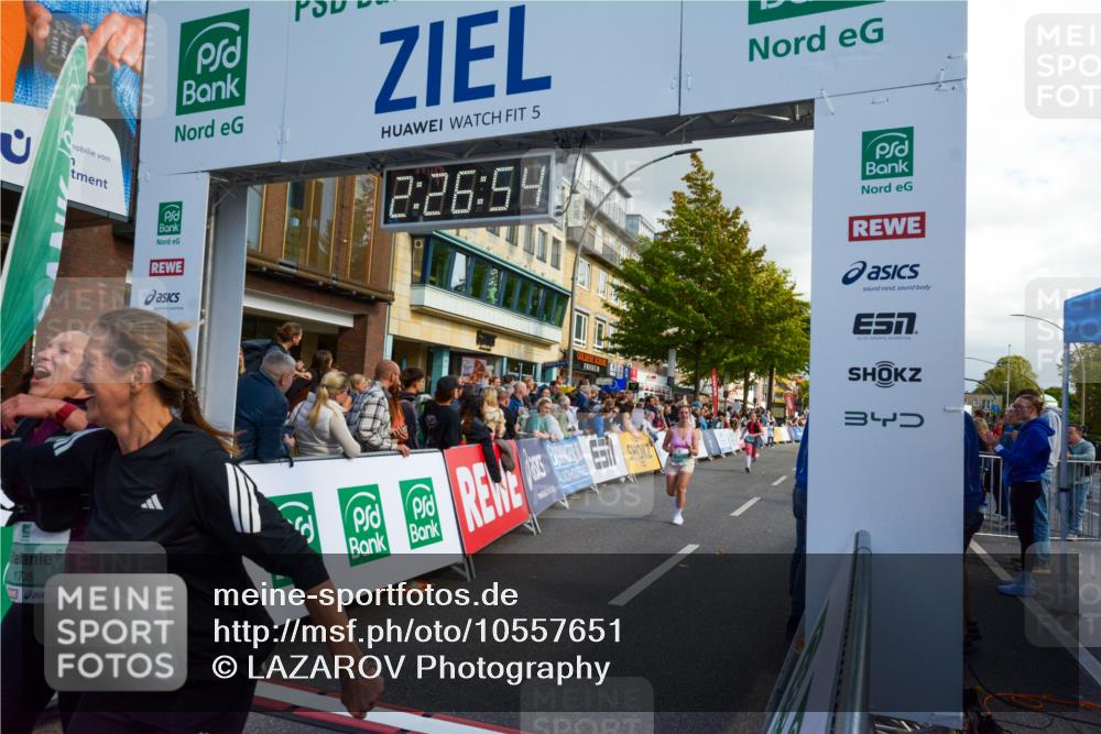 20.09.2026 - PSD Bank Halbmarathon LAZAROV Photography http://msf.ph/oto/10557651 20.09.2026 12:26:53 Ziel 1345, 1471, 1738, 2021, 2039, 2295, 2538, 2858 meine-sportfotos.de