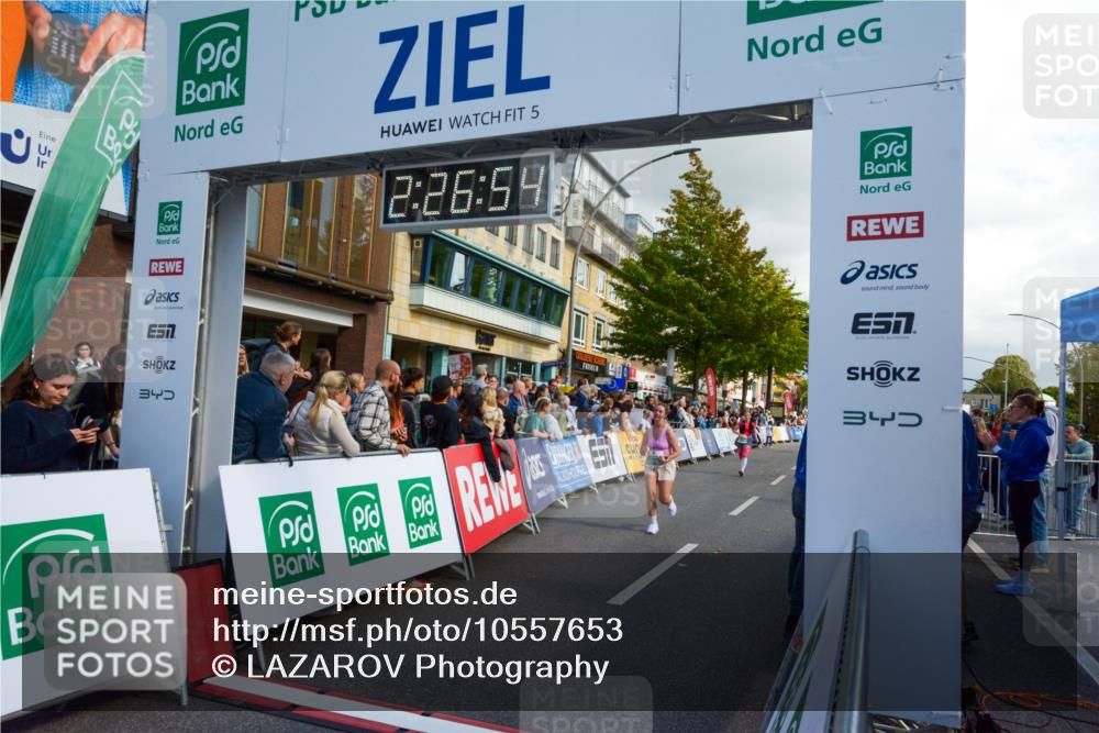 20.09.2026 - PSD Bank Halbmarathon LAZAROV Photography http://msf.ph/oto/10557653 20.09.2026 12:26:54 Ziel 1345, 1471, 1738, 2021, 2039, 2295, 2538, 2858 meine-sportfotos.de