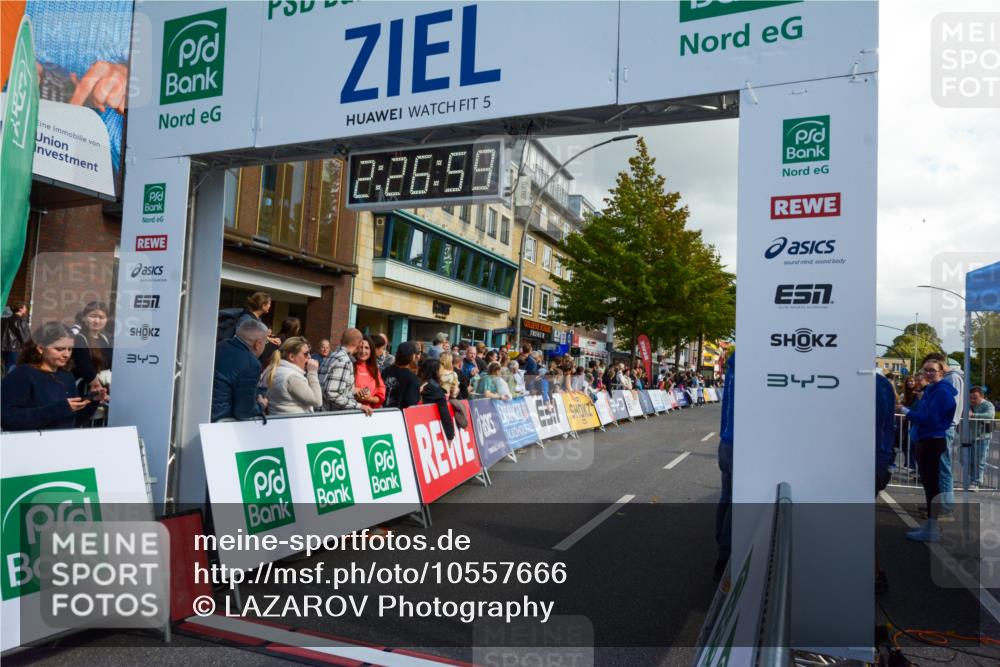 20.09.2026 - PSD Bank Halbmarathon LAZAROV Photography http://msf.ph/oto/10557666 20.09.2026 12:26:59 Ziel 1738, 2021, 2295, 2538 meine-sportfotos.de