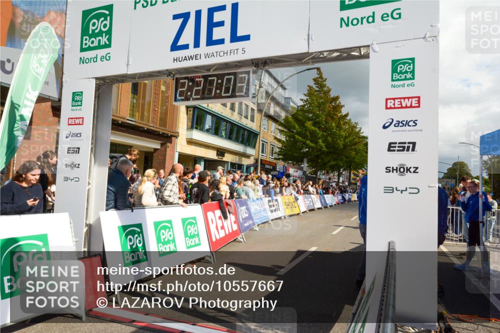 20.09.2026 - PSD Bank Halbmarathon LAZAROV Photography http://msf.ph/oto/10557667 20.09.2026 12:27:02 Ziel 1480, 2295, 2538 meine-sportfotos.de