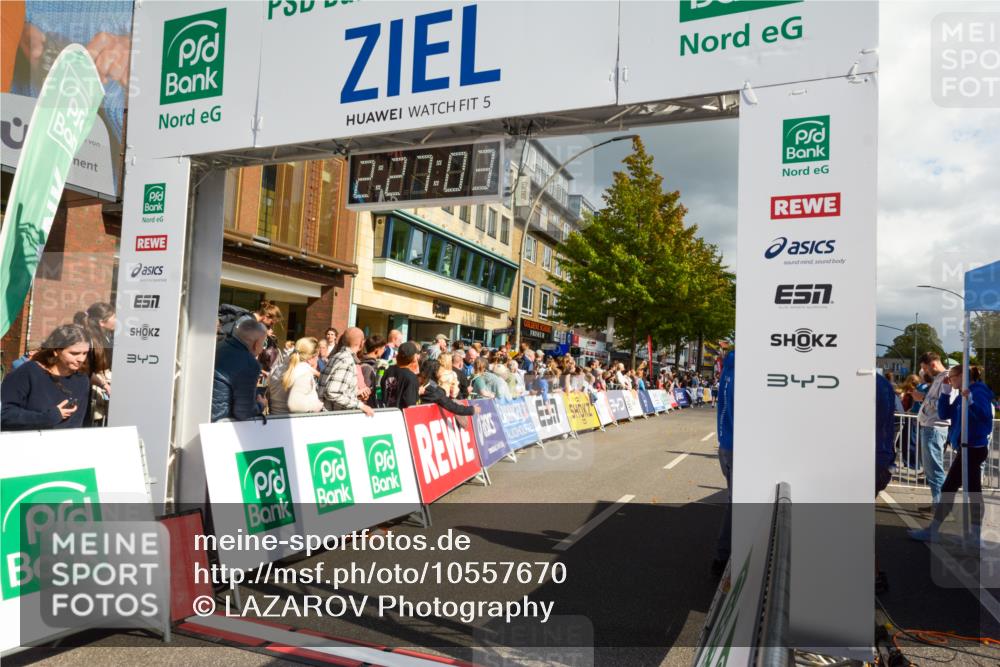 20.09.2026 - PSD Bank Halbmarathon LAZAROV Photography http://msf.ph/oto/10557670 20.09.2026 12:27:03 Ziel 1480, 2295 meine-sportfotos.de