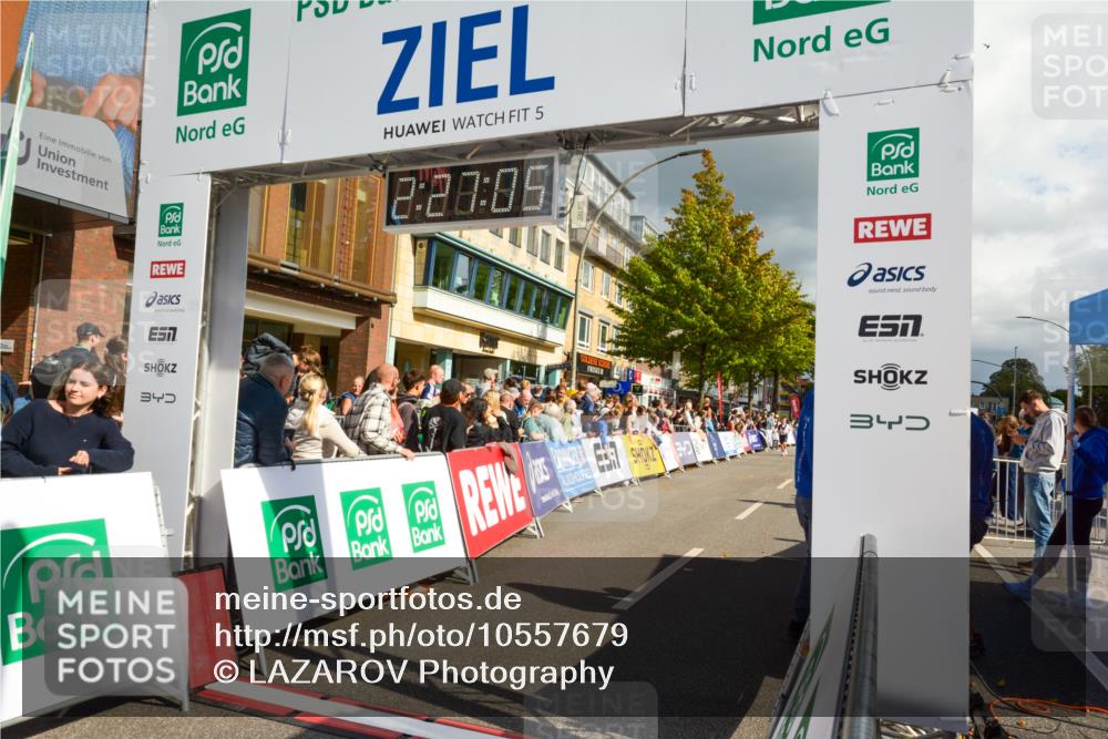 20.09.2026 - PSD Bank Halbmarathon LAZAROV Photography http://msf.ph/oto/10557679 20.09.2026 12:27:04 Ziel 1480, 2295 meine-sportfotos.de