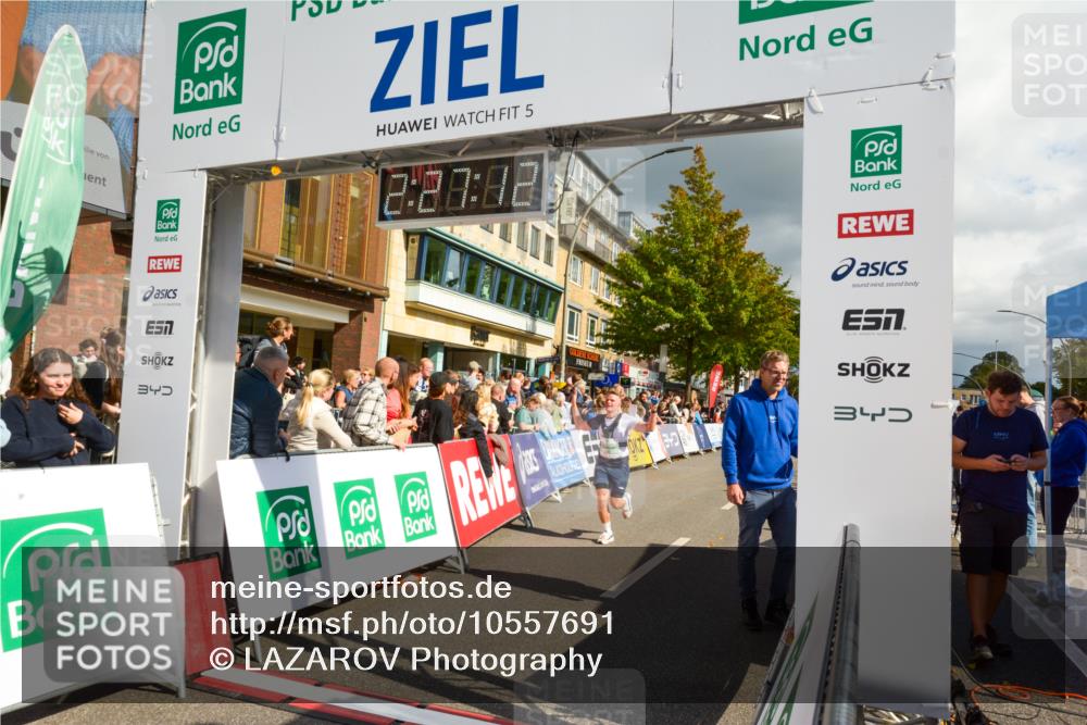 20.09.2026 - PSD Bank Halbmarathon LAZAROV Photography http://msf.ph/oto/10557691 20.09.2026 12:27:11 Ziel 1480, 2839 meine-sportfotos.de