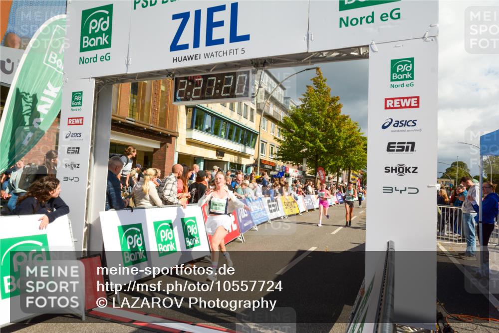 20.09.2026 - PSD Bank Halbmarathon LAZAROV Photography http://msf.ph/oto/10557724 20.09.2026 12:27:20 Ziel 1186, 1667, 2279, 2839, 3294 meine-sportfotos.de