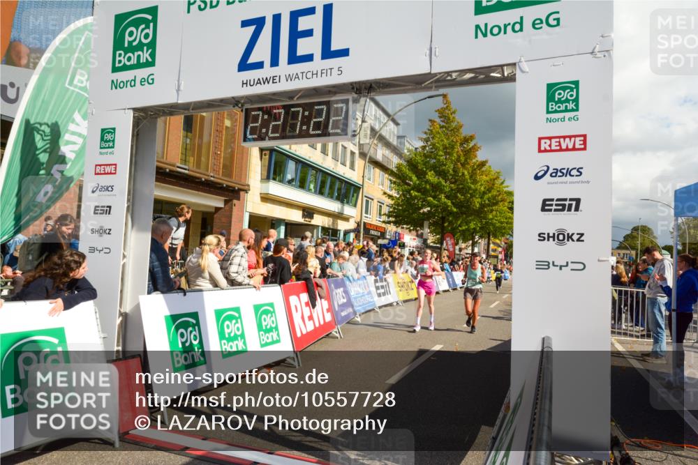 20.09.2026 - PSD Bank Halbmarathon LAZAROV Photography http://msf.ph/oto/10557728 20.09.2026 12:27:21 Ziel 1186, 1667, 2279, 2839, 3294 meine-sportfotos.de