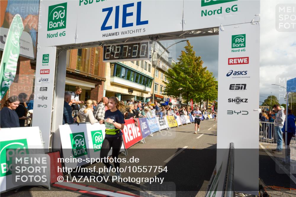 20.09.2026 - PSD Bank Halbmarathon LAZAROV Photography http://msf.ph/oto/10557754 20.09.2026 12:27:30 Ziel 1186, 1667, 2279, 2444, 3294, 4193, 4264, 4792 meine-sportfotos.de