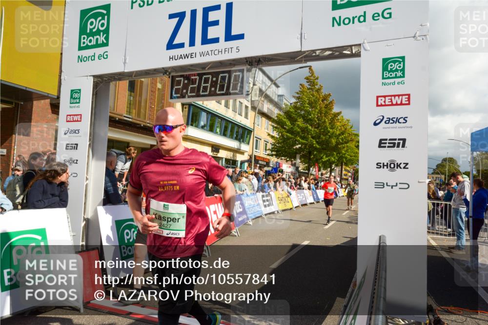 20.09.2026 - PSD Bank Halbmarathon LAZAROV Photography http://msf.ph/oto/10557841 20.09.2026 12:28:00 Ziel 1517, 2427, 3594, 3947, 4586, 4587 meine-sportfotos.de