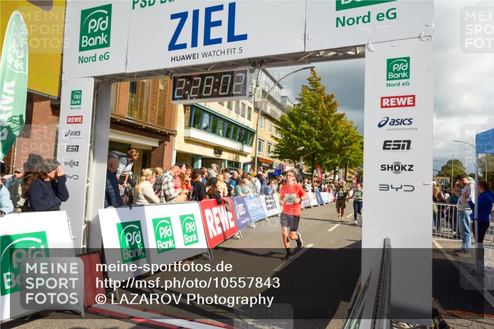 20.09.2026 - PSD Bank Halbmarathon LAZAROV Photography http://msf.ph/oto/10557843 20.09.2026 12:28:02 Ziel 2427, 3594, 3947, 4586, 4587 meine-sportfotos.de