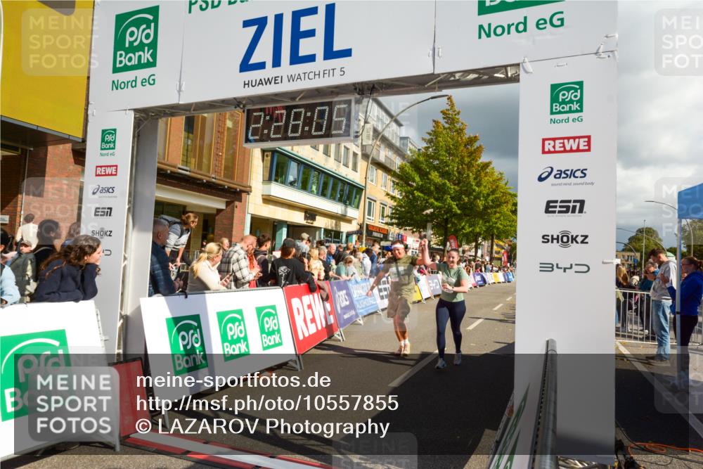 20.09.2026 - PSD Bank Halbmarathon LAZAROV Photography http://msf.ph/oto/10557855 20.09.2026 12:28:04 Ziel 2427, 3594, 3947, 4586, 4587 meine-sportfotos.de