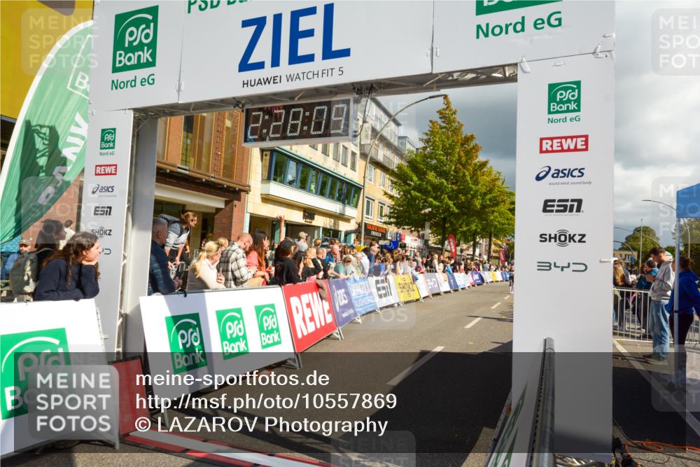 20.09.2026 - PSD Bank Halbmarathon LAZAROV Photography http://msf.ph/oto/10557869 20.09.2026 12:28:08 Ziel 1367, 3594, 4455, 4540, 4586, 4587 meine-sportfotos.de