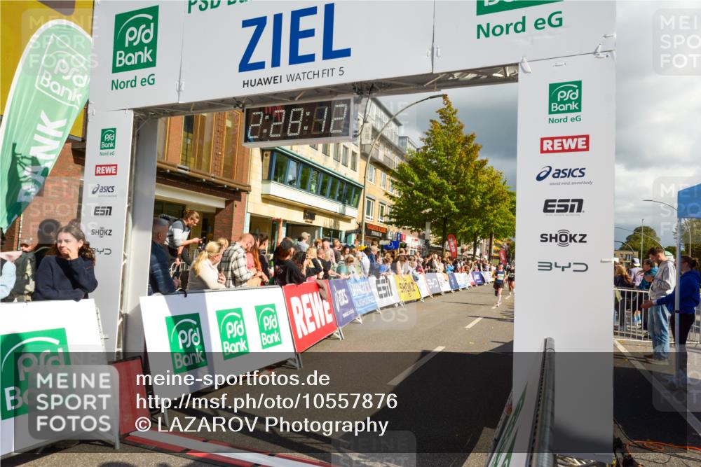20.09.2026 - PSD Bank Halbmarathon LAZAROV Photography http://msf.ph/oto/10557876 20.09.2026 12:28:11 Ziel 1214, 1367, 2717, 4412, 4455, 4540, 4557, 4586, 4587 meine-sportfotos.de