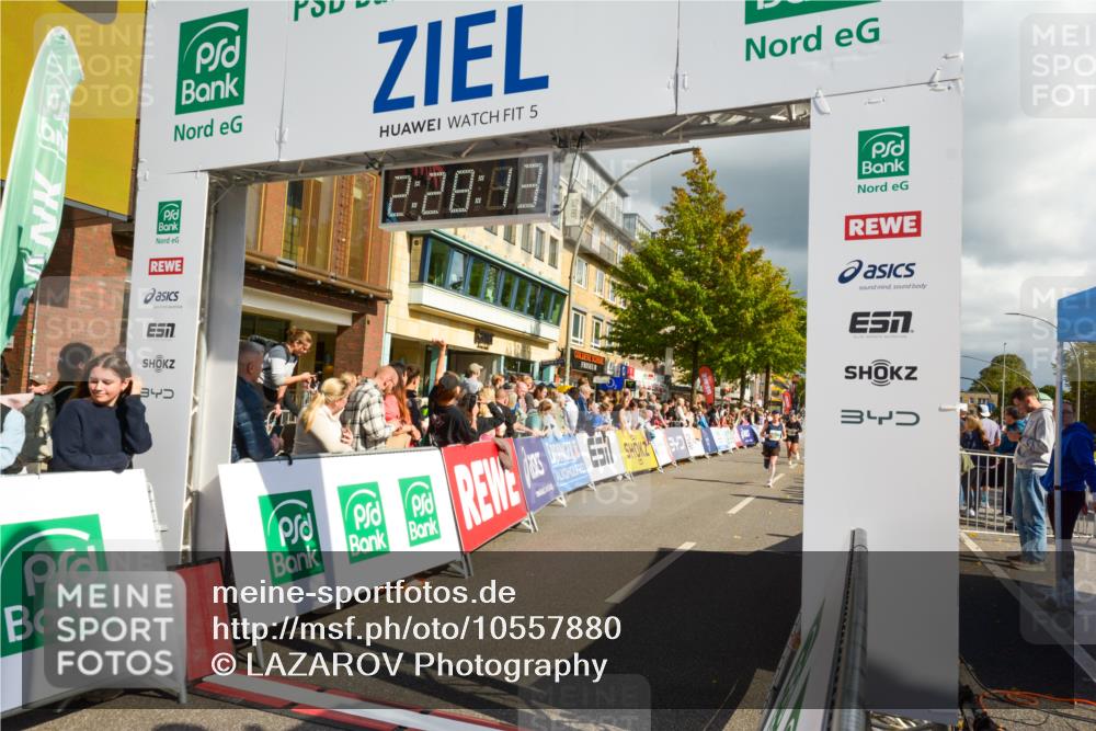 20.09.2026 - PSD Bank Halbmarathon LAZAROV Photography http://msf.ph/oto/10557880 20.09.2026 12:28:12 Ziel 1214, 1367, 1421, 2717, 4412, 4455, 4540, 4557, 4586, 4587 meine-sportfotos.de