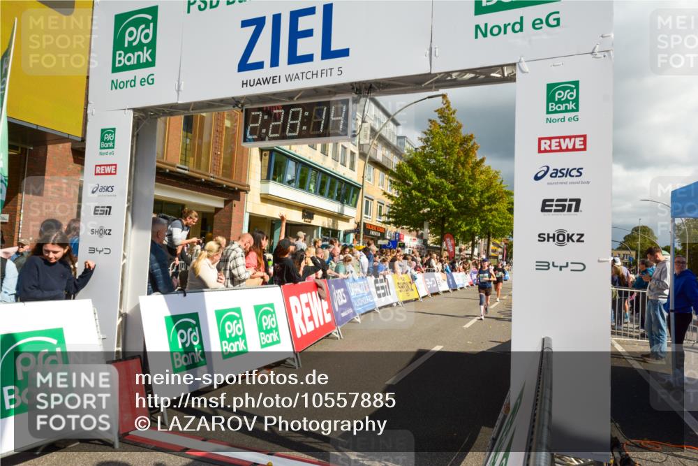 20.09.2026 - PSD Bank Halbmarathon LAZAROV Photography http://msf.ph/oto/10557885 20.09.2026 12:28:13 Ziel 1214, 1367, 1421, 2717, 4412, 4455, 4540, 4557 meine-sportfotos.de