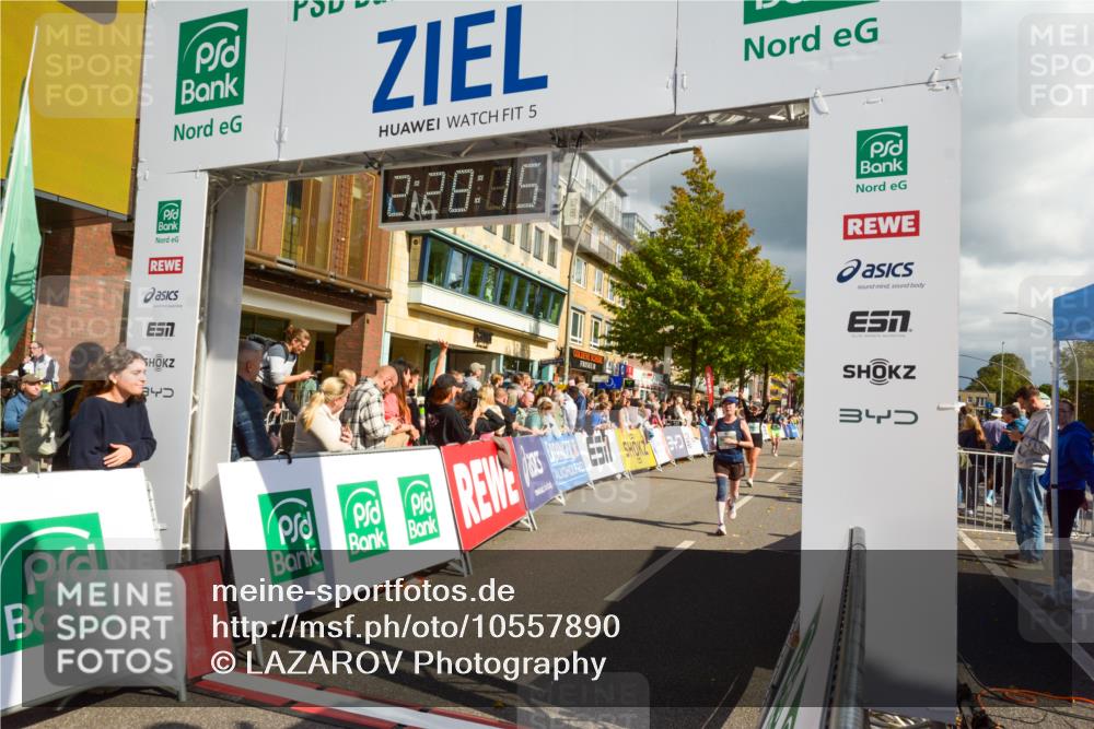 20.09.2026 - PSD Bank Halbmarathon LAZAROV Photography http://msf.ph/oto/10557890 20.09.2026 12:28:14 Ziel 1214, 1367, 1421, 2717, 4412, 4455, 4540, 4557 meine-sportfotos.de
