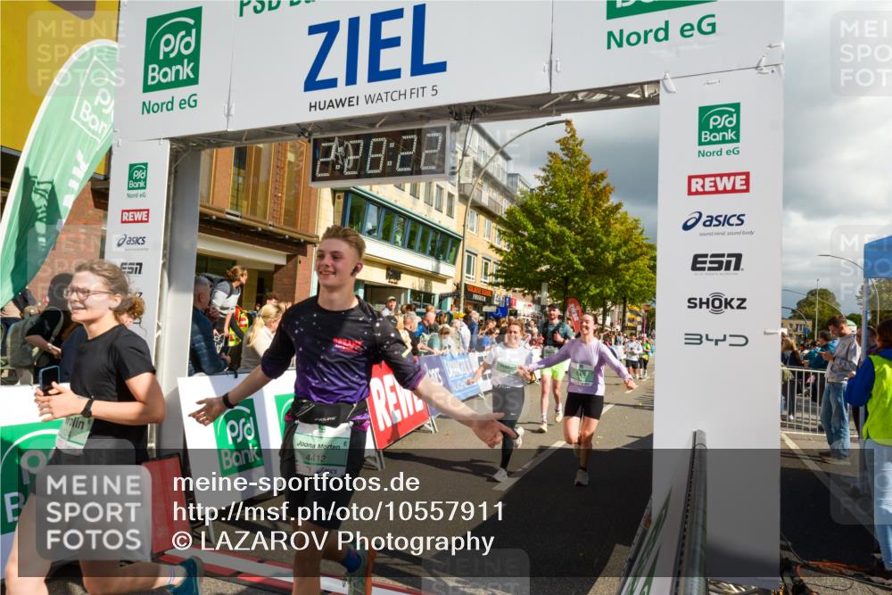 20.09.2026 - PSD Bank Halbmarathon LAZAROV Photography http://msf.ph/oto/10557911 20.09.2026 12:28:21 Ziel 1214, 1367, 1421, 2172, 2717, 3343, 3958, 3959, 4412, 4455, 4540, 4557 meine-sportfotos.de