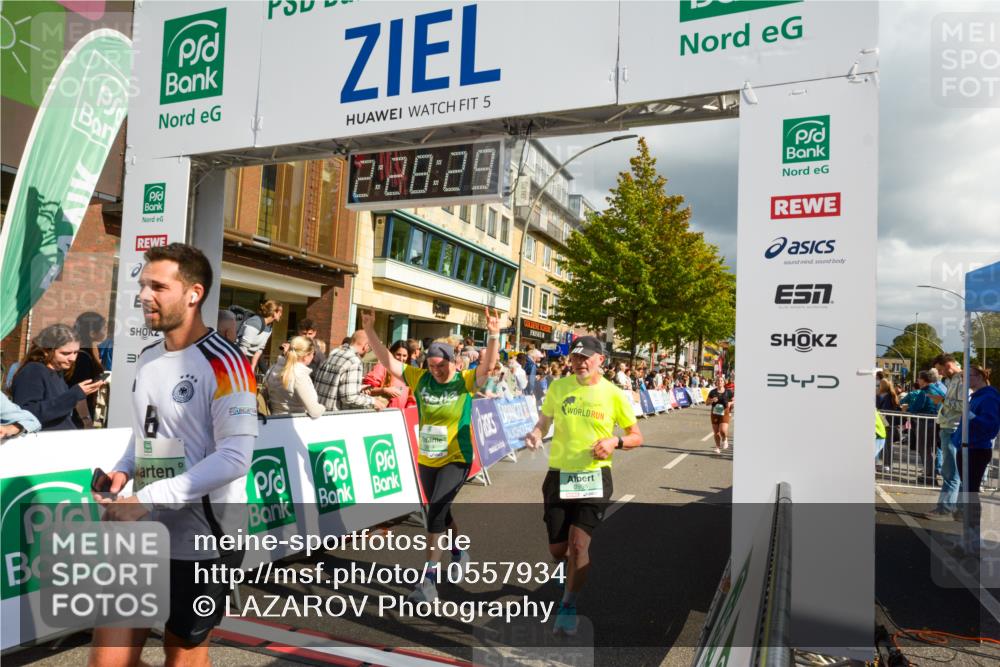 20.09.2026 - PSD Bank Halbmarathon LAZAROV Photography http://msf.ph/oto/10557934 20.09.2026 12:28:28 Ziel 1117, 1421, 2172, 2277, 2717, 3343, 3907, 3958, 3959, 4557 meine-sportfotos.de