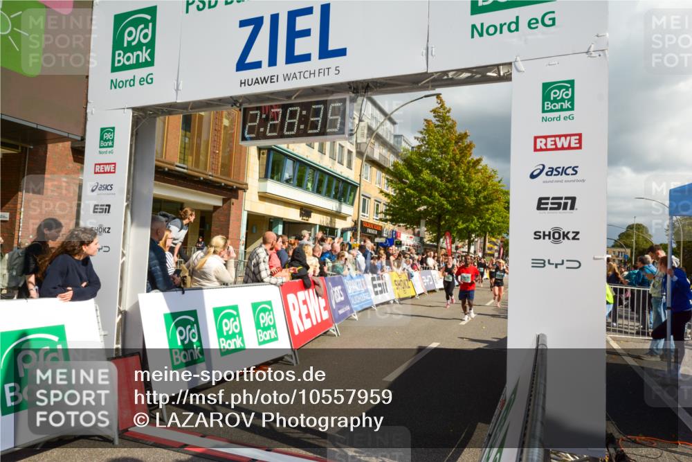 20.09.2026 - PSD Bank Halbmarathon LAZAROV Photography http://msf.ph/oto/10557959 20.09.2026 12:28:35 Ziel 1117, 1307, 1434, 1938, 1974, 2126, 2277, 2731, 2849, 2961, 3343, 3907, 3958, 3959 meine-sportfotos.de