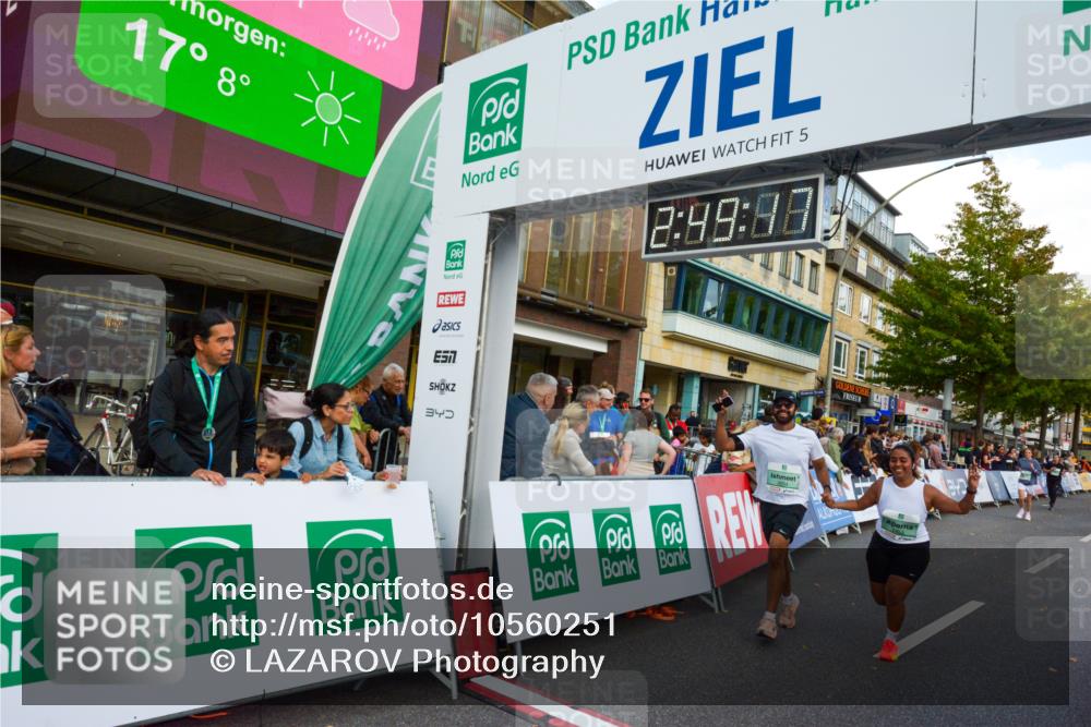 20.09.2026 - PSD Bank Halbmarathon LAZAROV Photography http://msf.ph/oto/10560251 20.09.2026 12:49:16 Ziel 1244, 2151, 2430, 2453, 3206, 3254, 3983, 3984, 4700 meine-sportfotos.de