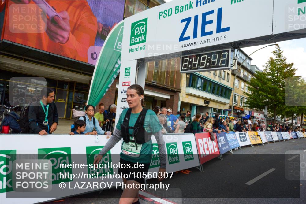 20.09.2026 - PSD Bank Halbmarathon LAZAROV Photography http://msf.ph/oto/10560307 20.09.2026 12:49:41 Ziel 2502, 3025, 4469, 4515 meine-sportfotos.de