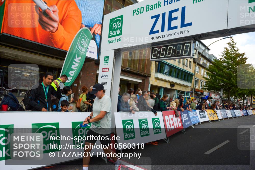20.09.2026 - PSD Bank Halbmarathon LAZAROV Photography http://msf.ph/oto/10560318 20.09.2026 12:50:09 Ziel 2615, 4229 meine-sportfotos.de