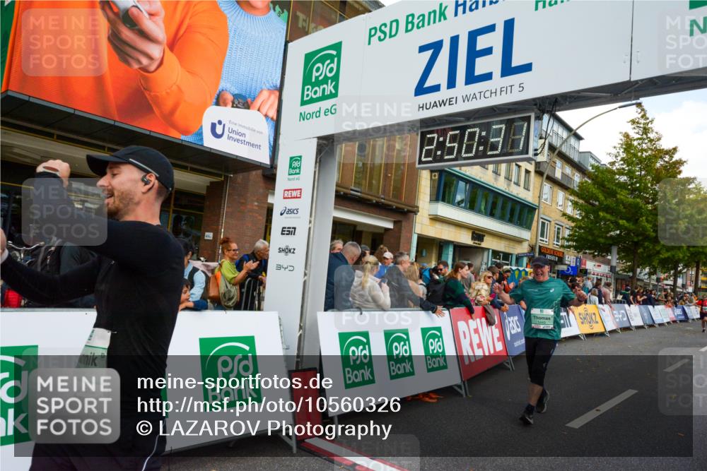 20.09.2026 - PSD Bank Halbmarathon LAZAROV Photography http://msf.ph/oto/10560326 20.09.2026 12:50:31 Ziel 1449, 3211, 3644 meine-sportfotos.de