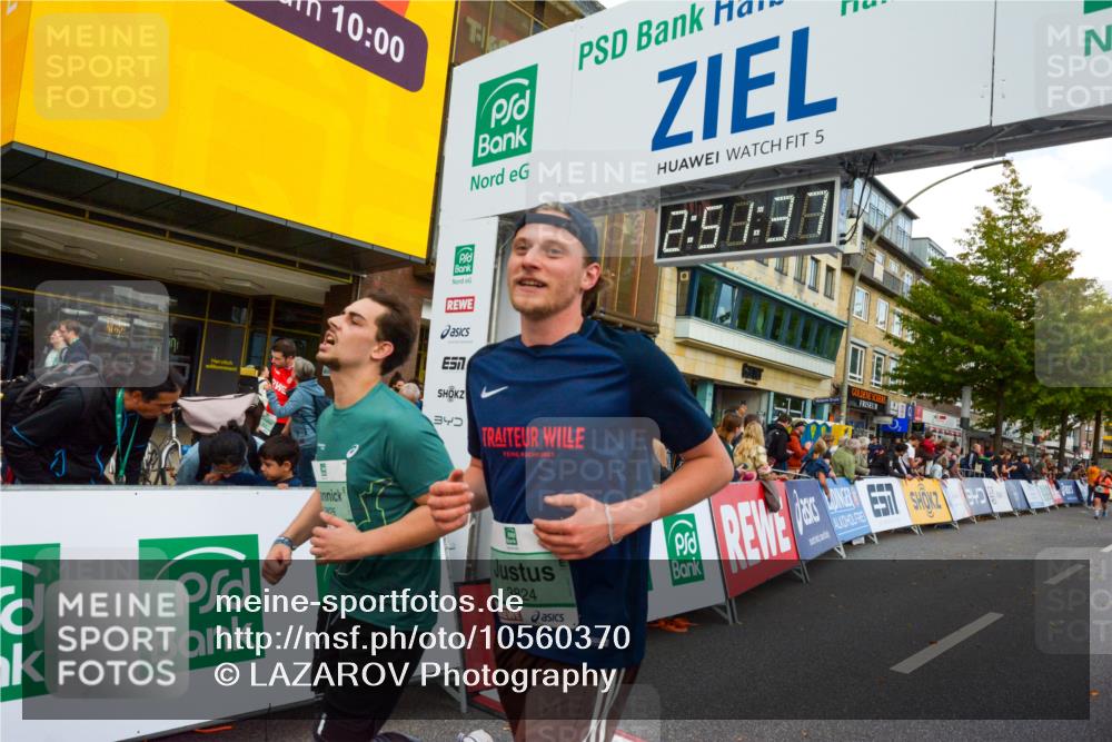 20.09.2026 - PSD Bank Halbmarathon LAZAROV Photography http://msf.ph/oto/10560370 20.09.2026 12:51:36 Ziel 1165, 1166, 2322, 2755, 3059, 3824, 3825 meine-sportfotos.de
