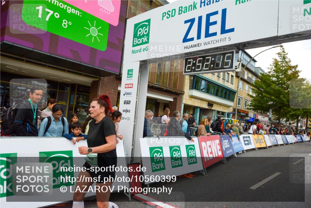 20.09.2026 - PSD Bank Halbmarathon LAZAROV Photography http://msf.ph/oto/10560399 20.09.2026 12:52:15 Ziel 2321 meine-sportfotos.de