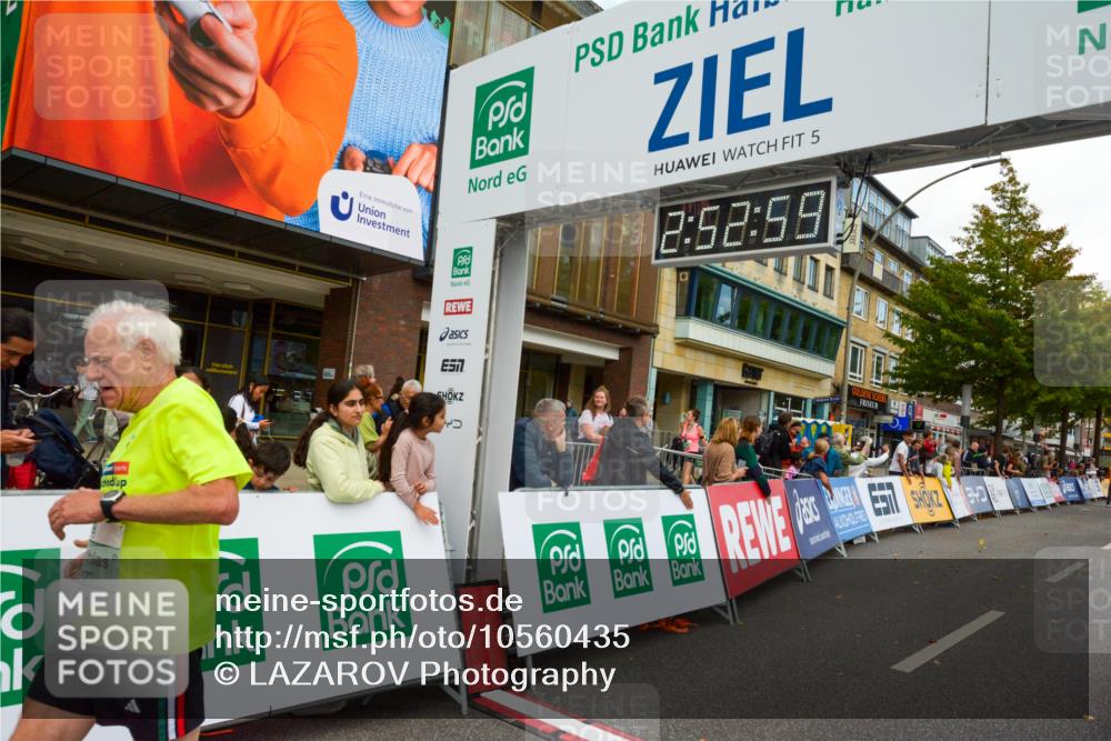 20.09.2026 - PSD Bank Halbmarathon LAZAROV Photography http://msf.ph/oto/10560435 20.09.2026 12:52:58 Ziel 3026, 4123 meine-sportfotos.de