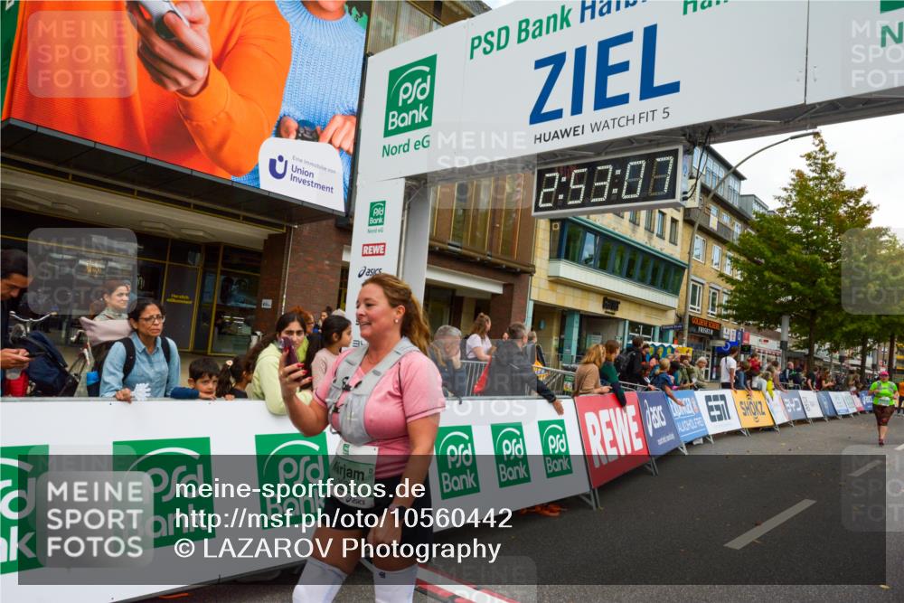 20.09.2026 - PSD Bank Halbmarathon LAZAROV Photography http://msf.ph/oto/10560442 20.09.2026 12:53:06 Ziel 3026, 3196, 4153, 4746 meine-sportfotos.de