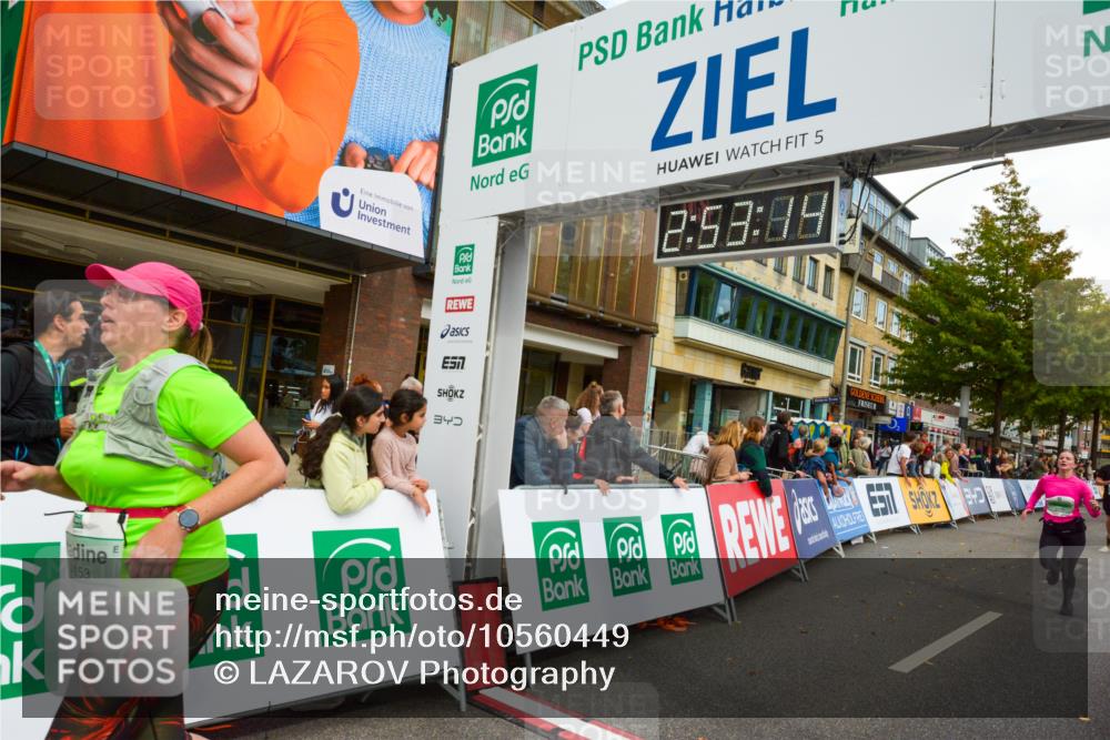 20.09.2026 - PSD Bank Halbmarathon LAZAROV Photography http://msf.ph/oto/10560449 20.09.2026 12:53:13 Ziel 2591, 3021, 3196, 3205, 4153, 4164, 4746 meine-sportfotos.de